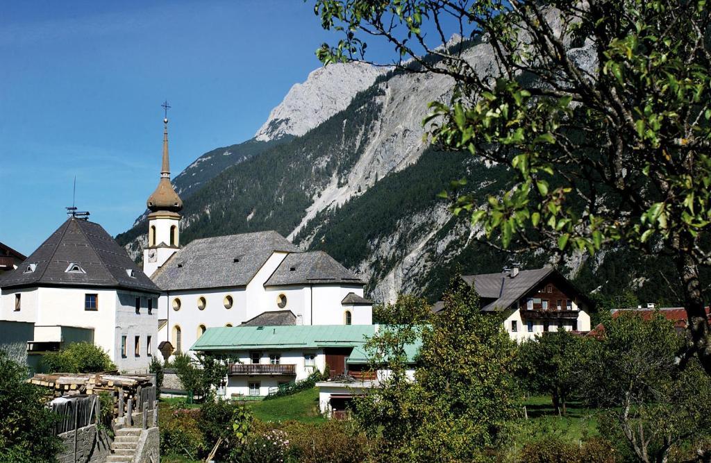 Gasthof Risserhof Scharnitz Exteriér fotografie